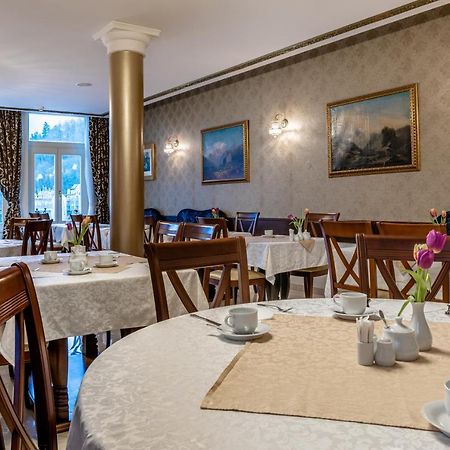 Spa Hotel Schlosspark カルロヴィ・ヴァリ エクステリア 写真